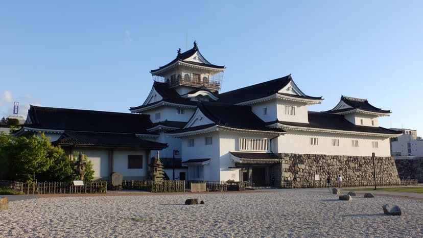 富山城址公園と富岩運河環水公園、定番の富山市内さんぽ日帰りプラン