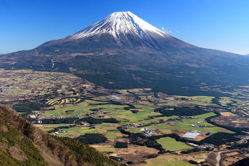 朝霧高原の牧場とふもとっぱら、富士山を望む高原1泊2日
