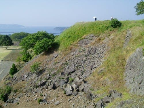名護屋城跡、豊臣秀吉の巨大城郭跡を訪ねる歴史日帰りプラン