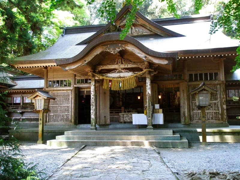 高千穂神社の夜神楽と国見ヶ丘の雲海、伝統と絶景の1泊2日