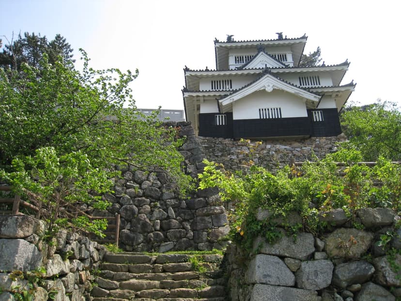 豊橋公園(吉田城跡)、東三河の要衝を歩く定番日帰りプラン